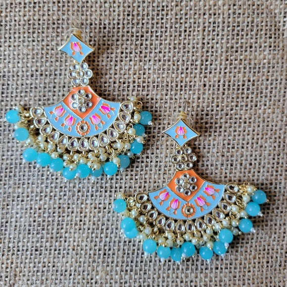 Gorgeous Handpainted Fun Bead Crystal Embellished Earrings - Picture 3 of 6